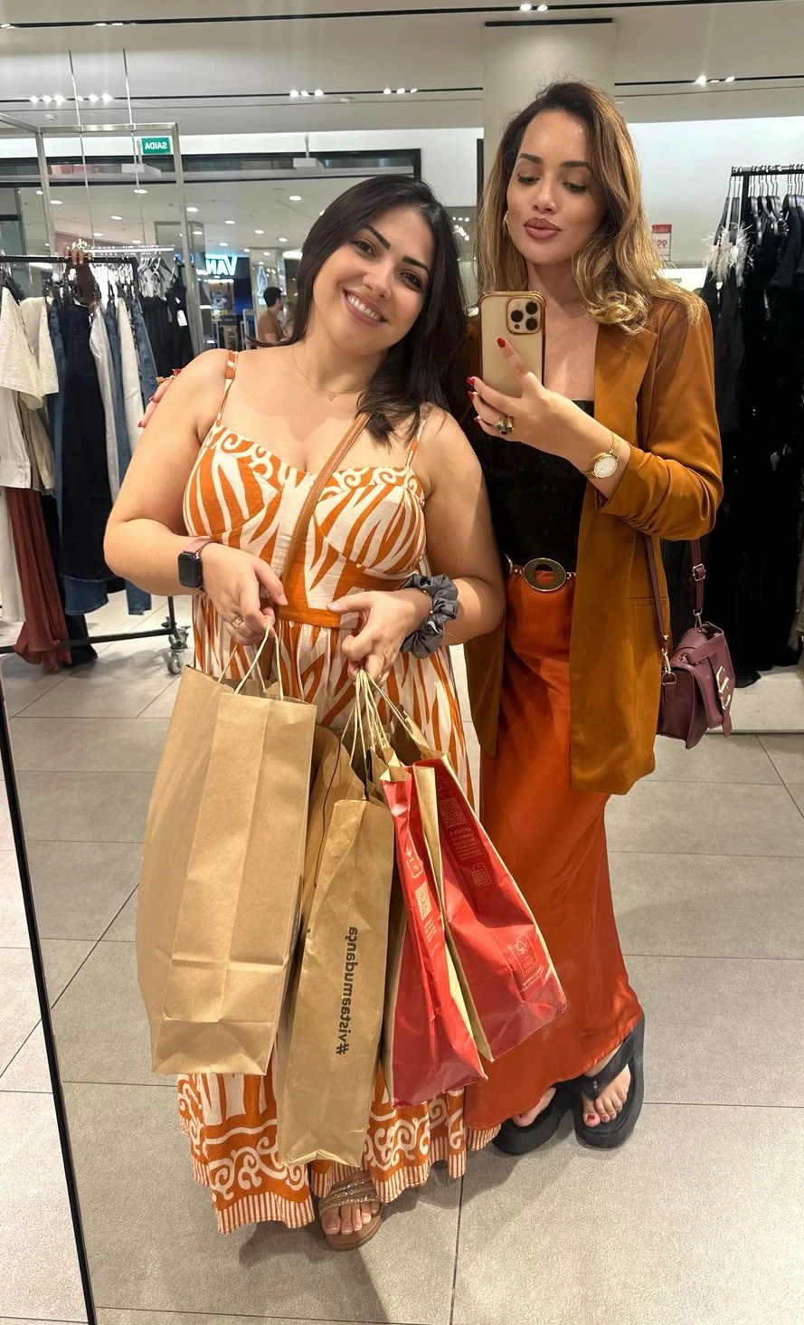 Consultoria de Imagem - Personal Shopper e personal organizer